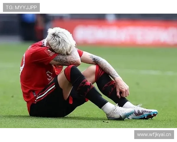 曼联挣扎暴露深层危机：战术混乱与阵容老化，豪门光环日益黯淡